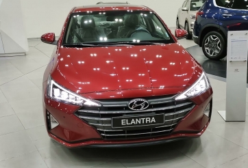 Xả hàng tồn, đại lý giảm giá “kịch sàn” Hyundai Elantra đời cũ