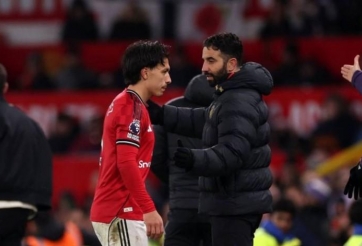 Amorim đối đầu 'nảy lửa' với sao MU trước khi bị sa thải