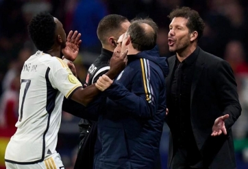 Simeone lên tiếng sau màn khiêu khích Vinicius gây bão Madrid
