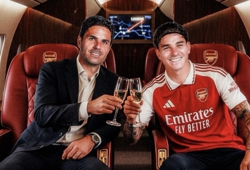 Arsenal sẵn sàng phá két hơn 100 triệu Euro vì số 9 trong mơ