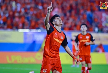 'Người thay thế Tiến Linh' toả sáng trước ngày lên ĐT Việt Nam