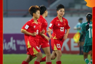 CĐV ĐNÁ dậy sóng khi tuyển Việt Nam tranh vé World Cup với Nhật Bản