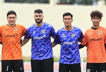 ĐÁNG TIẾC: Thủ môn Việt kiều bị đứt dây chằng, nghỉ thi đấu dài hạn