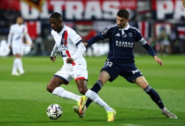 PSG gục ngã cay đắng, Dembele báo tin dữ trước chung kết C1 với Arsenal