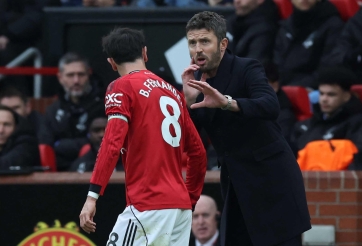 Bruno Fernandes khiến BHL MU cũng phải 'đầu hàng' mỗi ngày