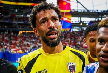 Thủ môn Cape Verde bật khóc sau kỳ tích World Cup vì nỗi đau không ai ngờ