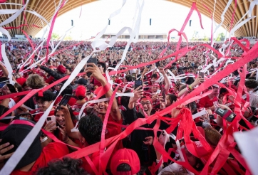 Canada 'lên mây' ở World Cup, cả đất nước vỡ òa trong điên cuồng