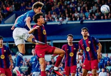 Bất ngờ hạ Barca, Birmingham tạo địa chấn trước thềm mùa giải mới