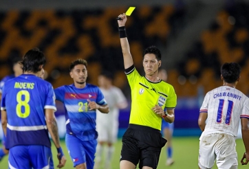 Trọng tài từng rút 345 thẻ vàng bắt trận Việt Nam vs Malaysia