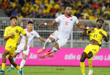 Vé Việt Nam vs Malaysia tăng dựng đứng, giá chợ đen khiến CĐV sốc