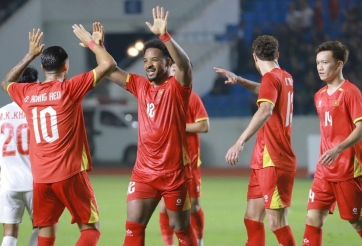 ĐT Việt Nam có 1 cầu thủ ăn chay trường, đá cực hay tại AFF Cup