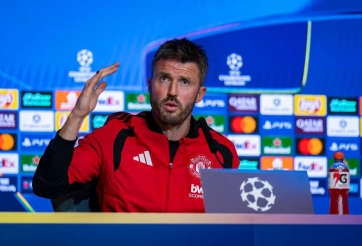 MU vào đường cùng, Carrick bất ngờ lôi Simeone ra làm lá chắn