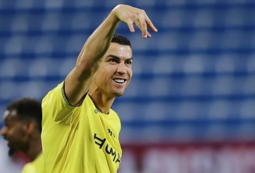 Ronaldo gửi thẳng thông điệp tới Al Nassr nhân 'tuổi 71'