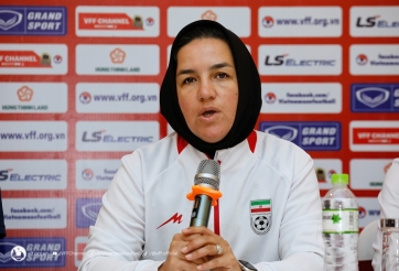 HLV U20 nữ Iran: “Khán giả Việt Nam làm cầu thủ của tôi tâm lý”