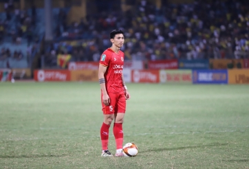 Văn Hậu báo tin không vui cho CAHN