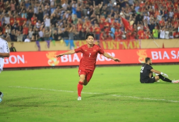 Văn Toàn đã gọi, đợi Công Phượng trả lời