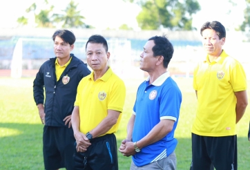 HLV đội bóng tân binh V-League 'than' gặp khó trước mùa giải mới