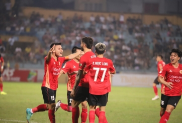 Quang Hải tỏa sáng, CAHN hạ gục SLNA