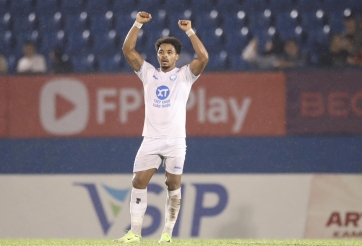 Nam Định thông báo hợp đồng mới cho Xuân Son, vượt loạt ngôi sao