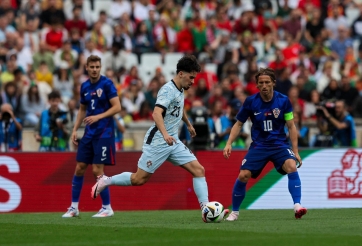 Không Pedri hay Bellingham, Modric chỉ thẳng tiền vệ hay nhất lúc này