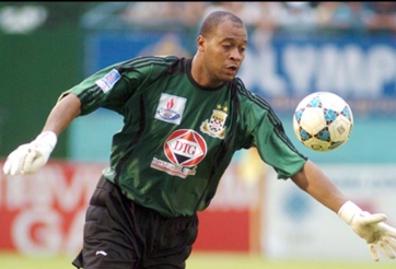 Cựu cầu thủ nhập tịch ĐT Việt Nam làm HLV đội Công Phượng