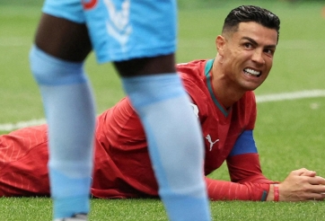 Cố nhân Man United khiến Ronaldo bất lực trong ngày ra quân World Cup