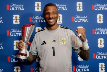Đội tuyển nhỏ nhất World Cup thăng hoa nhờ 'chuyện tế nhị'