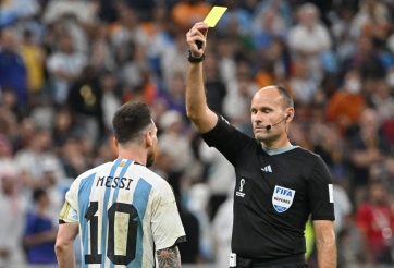 Ai sẽ là trọng tài bắt chính chung kết Argentina - Tây Ban Nha?