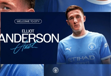 Vừa ra mắt, tân binh bom tấn của Man City đã khiến MU nóng mặt
