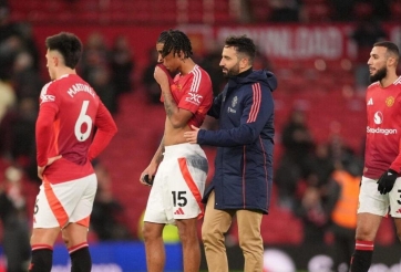 Tin chuyển nhượng 31/8: Đại gia châu Âu theo sát trung vệ Man United