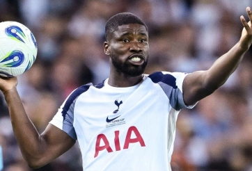 XÁC NHẬN: Tottenham chia tay “máy ném biên” từng vô địch Europa League