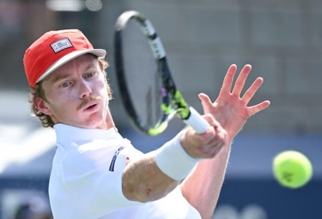 “Chàng tí hon” tạo địa chấn, quật ngã đối thủ xếp trên 109 bậc tại US Open