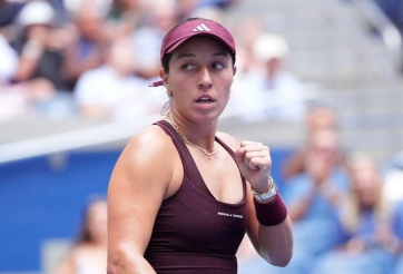 Pegula đứng dậy sau cú sốc, tiễn cựu á quân rời US Open