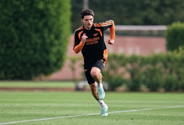 Động thái khác thường của Arsenal dành cho Declan Rice