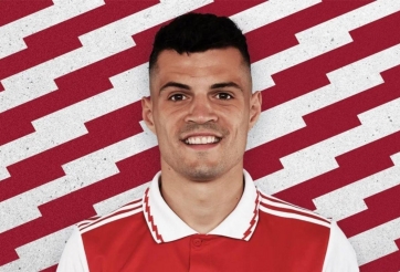 CHÍNH THỨC: Cựu đội trưởng Arsenal lĩnh án phạt vì dùng giấy tờ giả