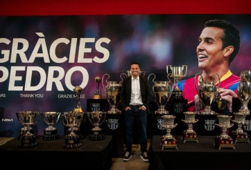 CHÍNH THỨC: Huyền thoại 3 lần vô địch C1 vừa giải nghệ, Barca lập tức trói chân “người kế bước”