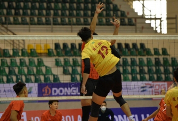 Khởi đầu ấn tượng của đội chủ nhà tại giải bóng chuyền VĐQG 2021