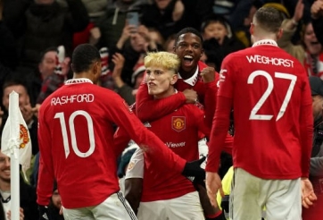 Ngược dòng nghẹt thở West Ham, MU thẳng tiến tứ kết FA Cup