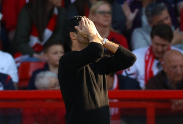 HLV Arteta chia sẻ thật lòng khi 'mang cúp vô địch' cho Man City