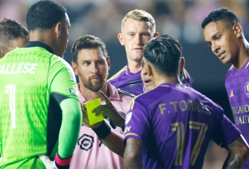 HLV Orlando City muốn Lionel Messi bị đuổi khỏi sân