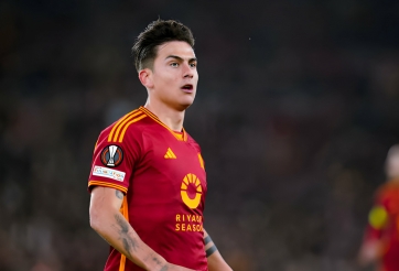 Thắng đậm Brighton, Roma đặt một chân vào tứ kết cúp C2