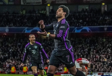 Serge Gnabry lý giải về 'pha ăn mừng nấu ăn' trước đội bóng cũ Arsenal