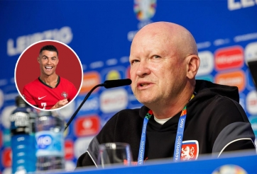 HLV CH Séc tuyên bố sẽ 'bỏ túi' Cristiano Ronaldo