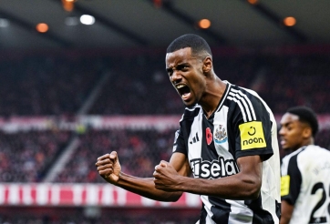 Newcastle có người thay thế Alexander Isak