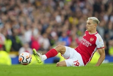 CĐV Arsenal cạn kiên nhẫn với Trossard rồi!