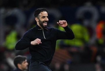 Amorim và 2 sự thay đổi mang về chiến thắng kinh điển