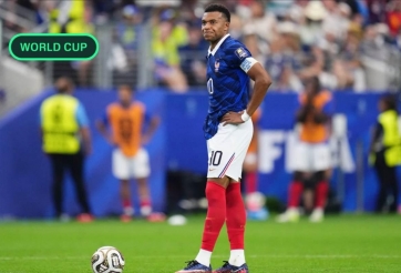 Video: Mbappe sút phạt không thành công ngay vạch vòng cấm địa