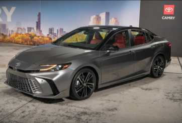 Nguyên nhân phía sau việc Toyota Camry vừa ra mắt chỉ có phiên bản hybrid