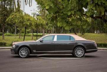 Bentley Mulsanne EWB vừa chạy 30.000 km bất ngờ rao bán chỉ hơn 8 tỷ đồng