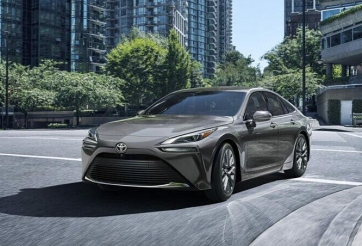 Người tiêu dùng bức xúc trước sự thiếu hụt nhiên liệu hydro của Toyota